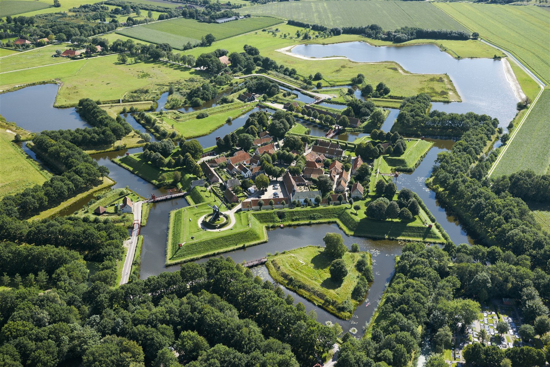 bourtange 1 1800 x 1202